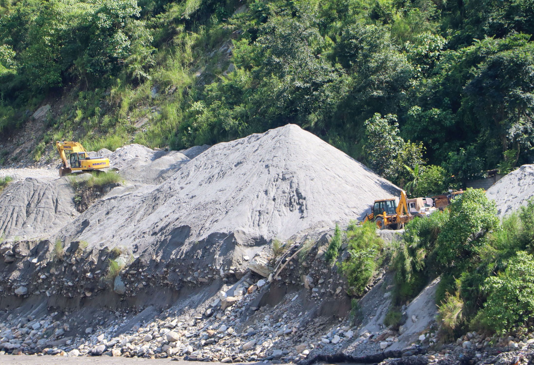Kaligandaki-Dohan-Parbat-Baglung_NPL_Dammar-Budha-Magar-(1)-1787369144.JPG