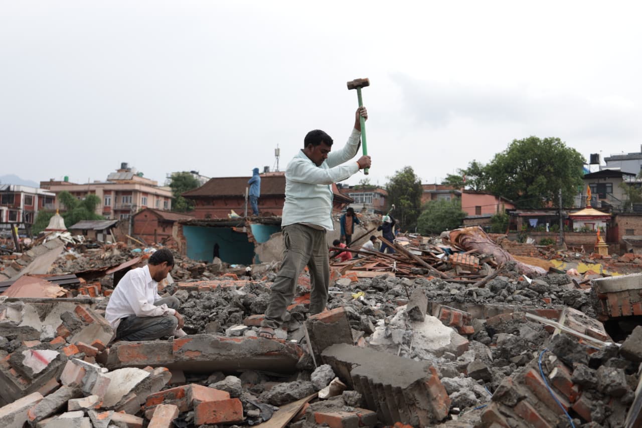 Kawadi-Collection-at-Sukumbasi-basti_NPL-(7)-1778148810.jpeg