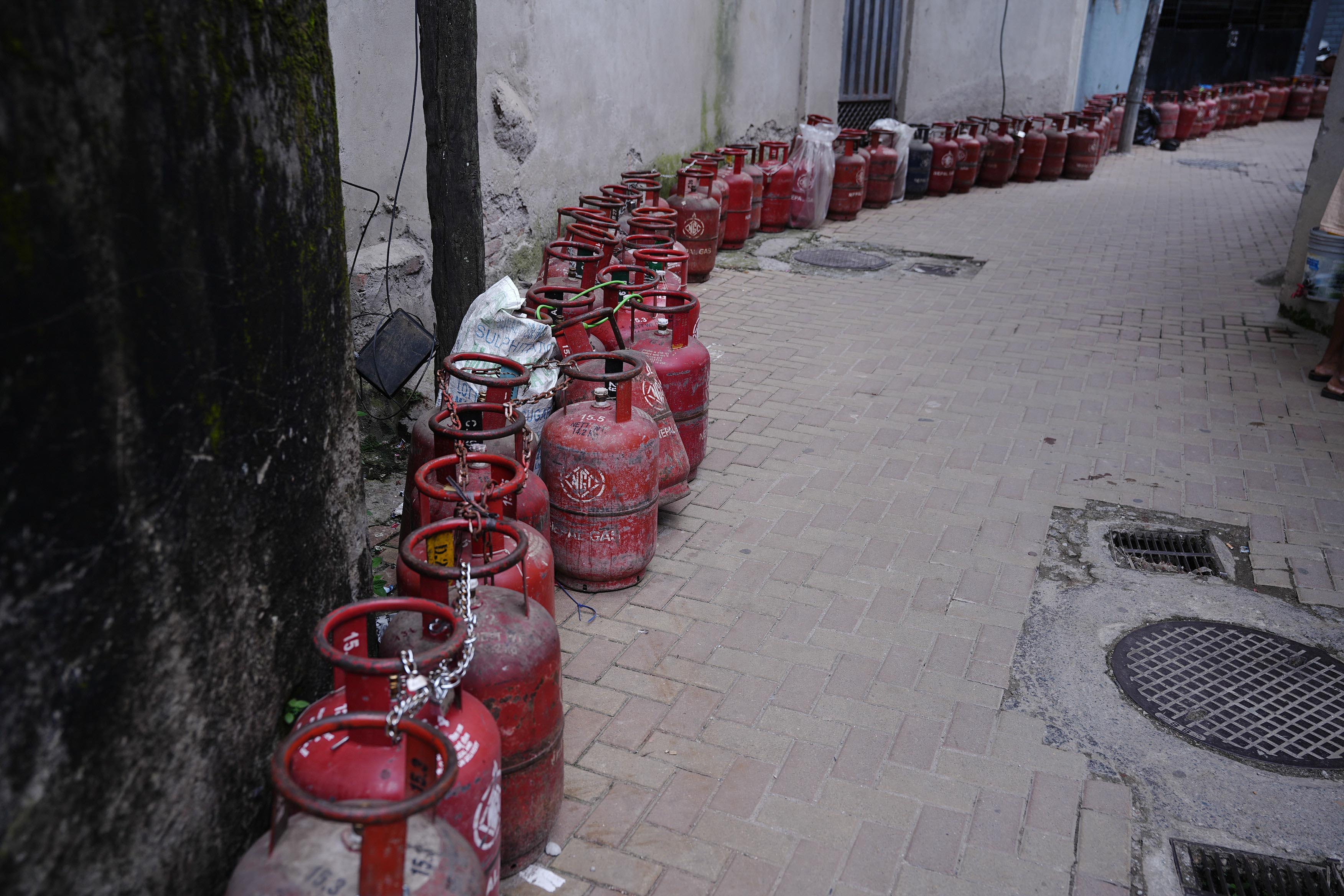 LP-Gas-Crisis-_-1722-1788417977.jpg