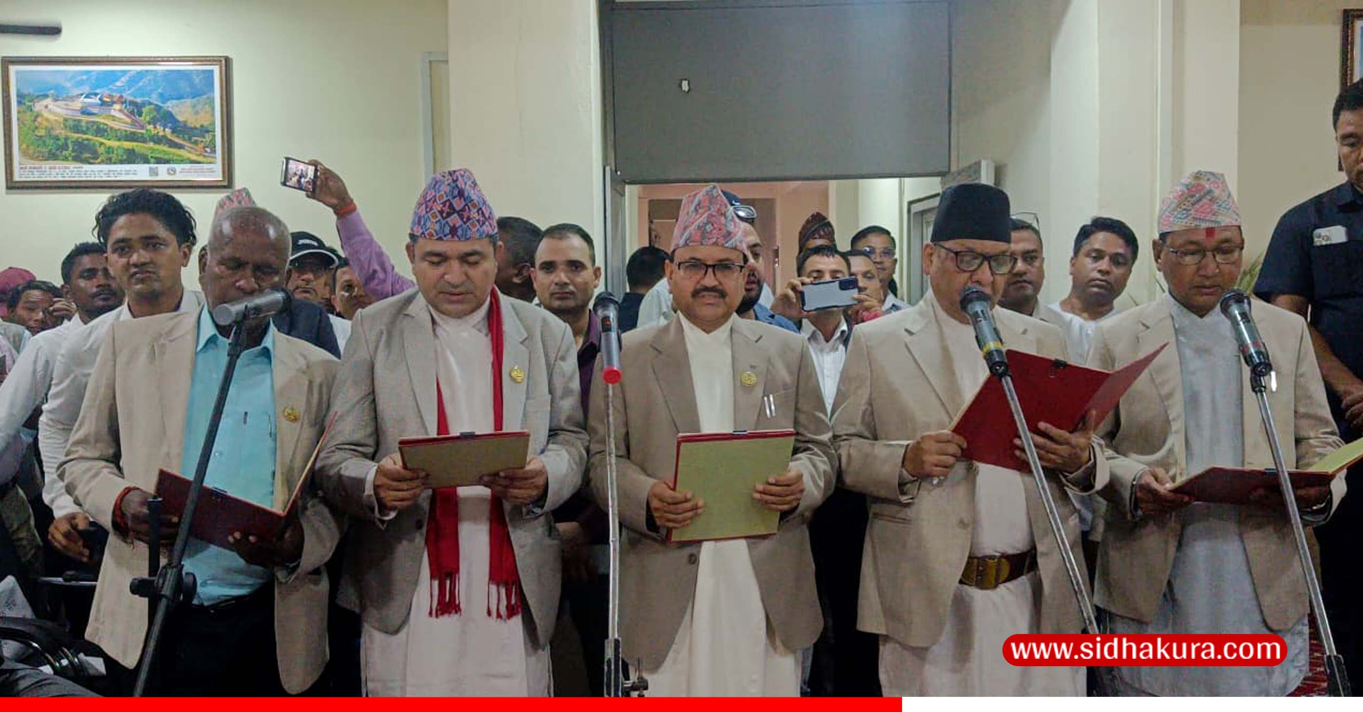 लुम्बिनी प्रदेशका नवनियुक्त ५ मन्त्रीहरुद्वारा शपथ ग्रहण