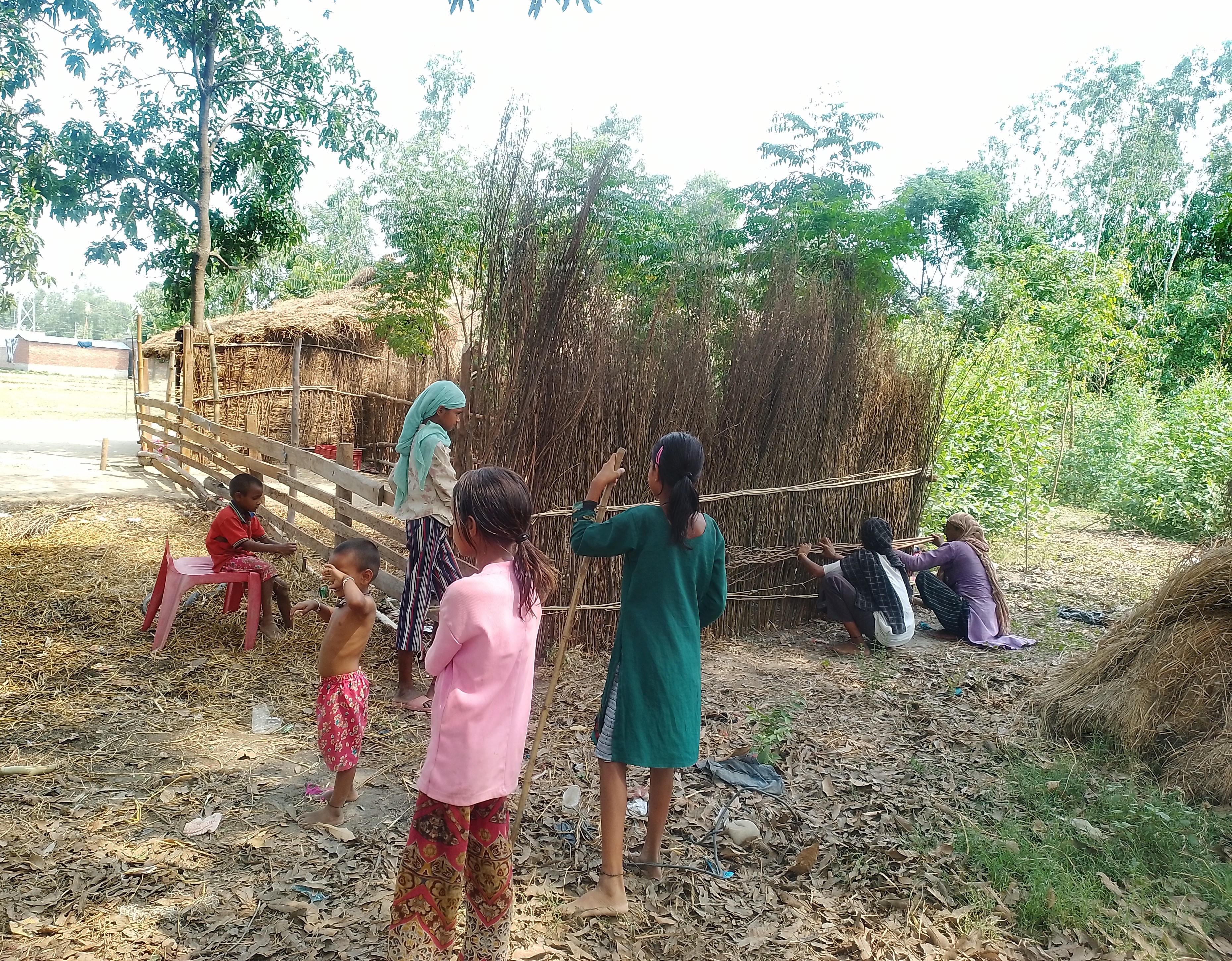 पुर्ख्यौली  पेसा छुट्यो, माहुत समुदायको अभाव र सङ्कट घटेन