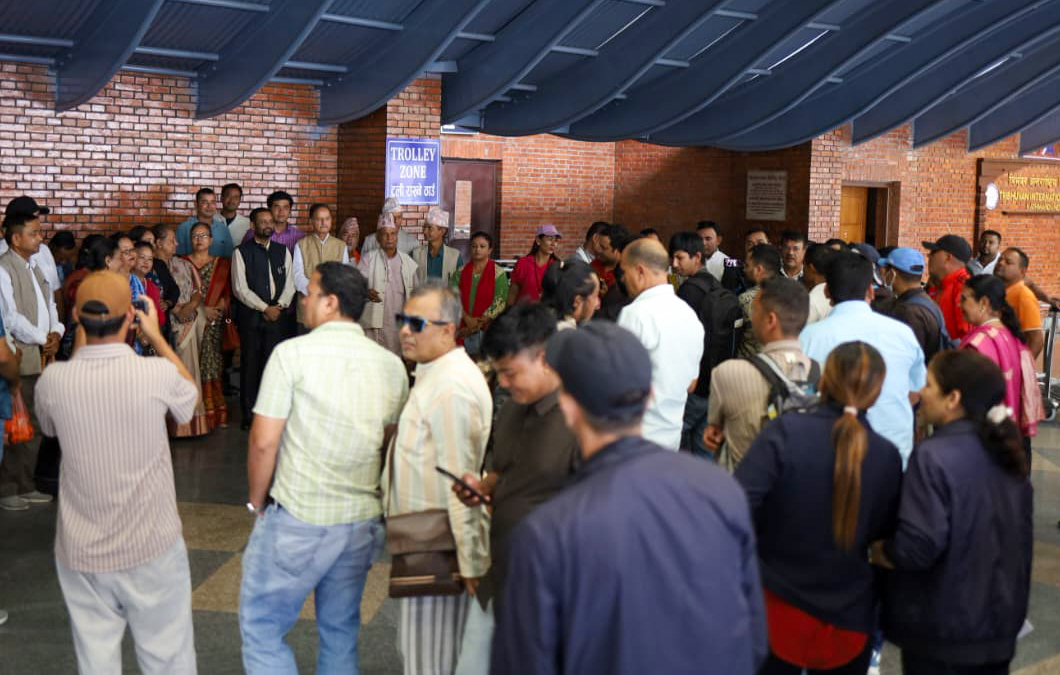 NC-Karyakarta-at-TIA-For-Deuba_NPL-(9)-1786604483.jpeg
