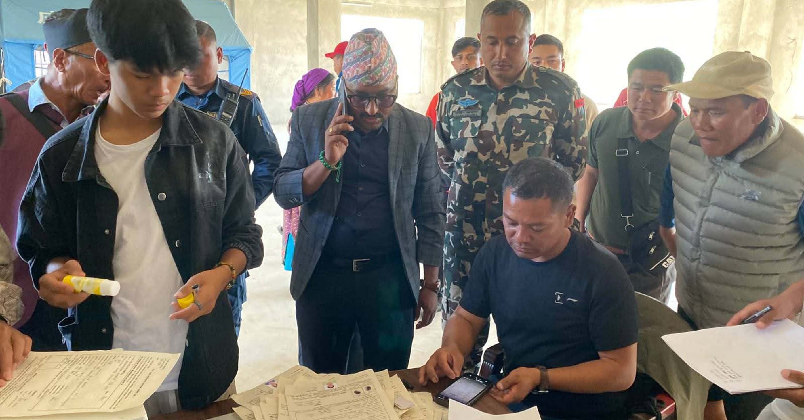 उत्तरगयाका बाढी प्रभावितलाई होल्डिङ सेन्टरमै पुगेर नागरिकताको प्रतिलिपि दिने प्रक्रिया सुरु