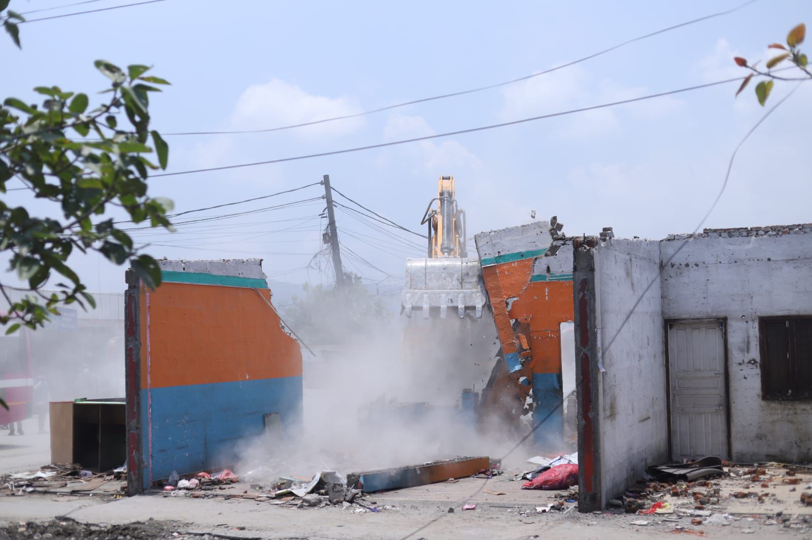 Pokhara-busparkama-dozer_NPL-(13)-1781773157.jpeg