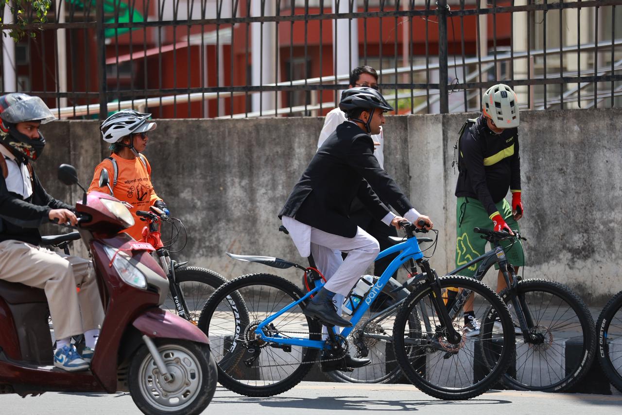 RSP-Samsad-Gajurel-at-cycle_Nepal-Photo-Library-(7)-1775121091.jpeg
