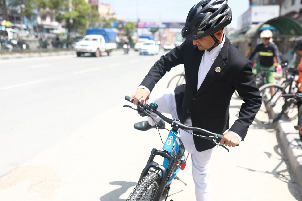 RSP-Samsad-Gajurel-at-cycle_Nepal-Photo-Library-(8)-1775121091.jpeg