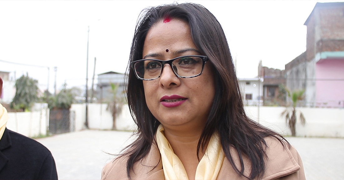 तत्काल सरकार छोड्दैनौँ : रञ्जिता श्रेष्ठ