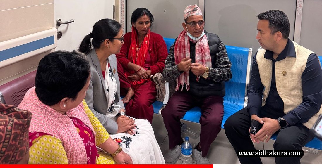 रास्वपा सांसदहरुले भेटे कोटेश्वरमा प्रहरीको गोली लागी घाइते भएकी रेबिकाको परिवार 