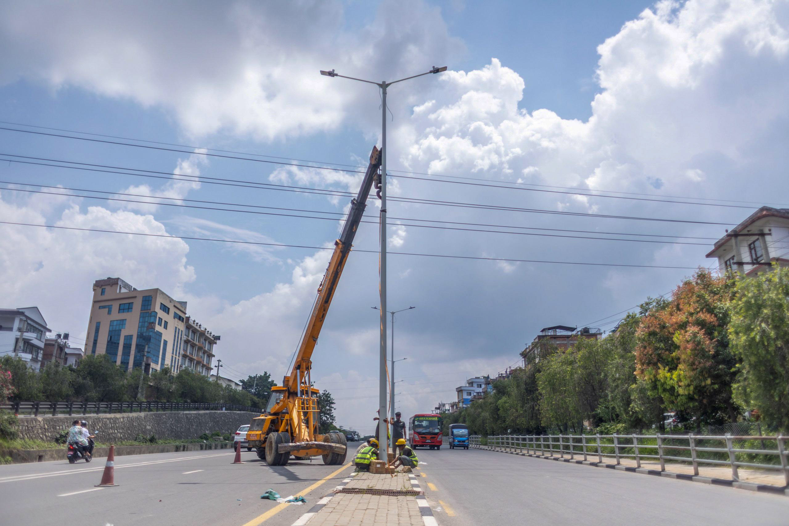 Ring-road_Street-light_-2012-1781672465.jpg