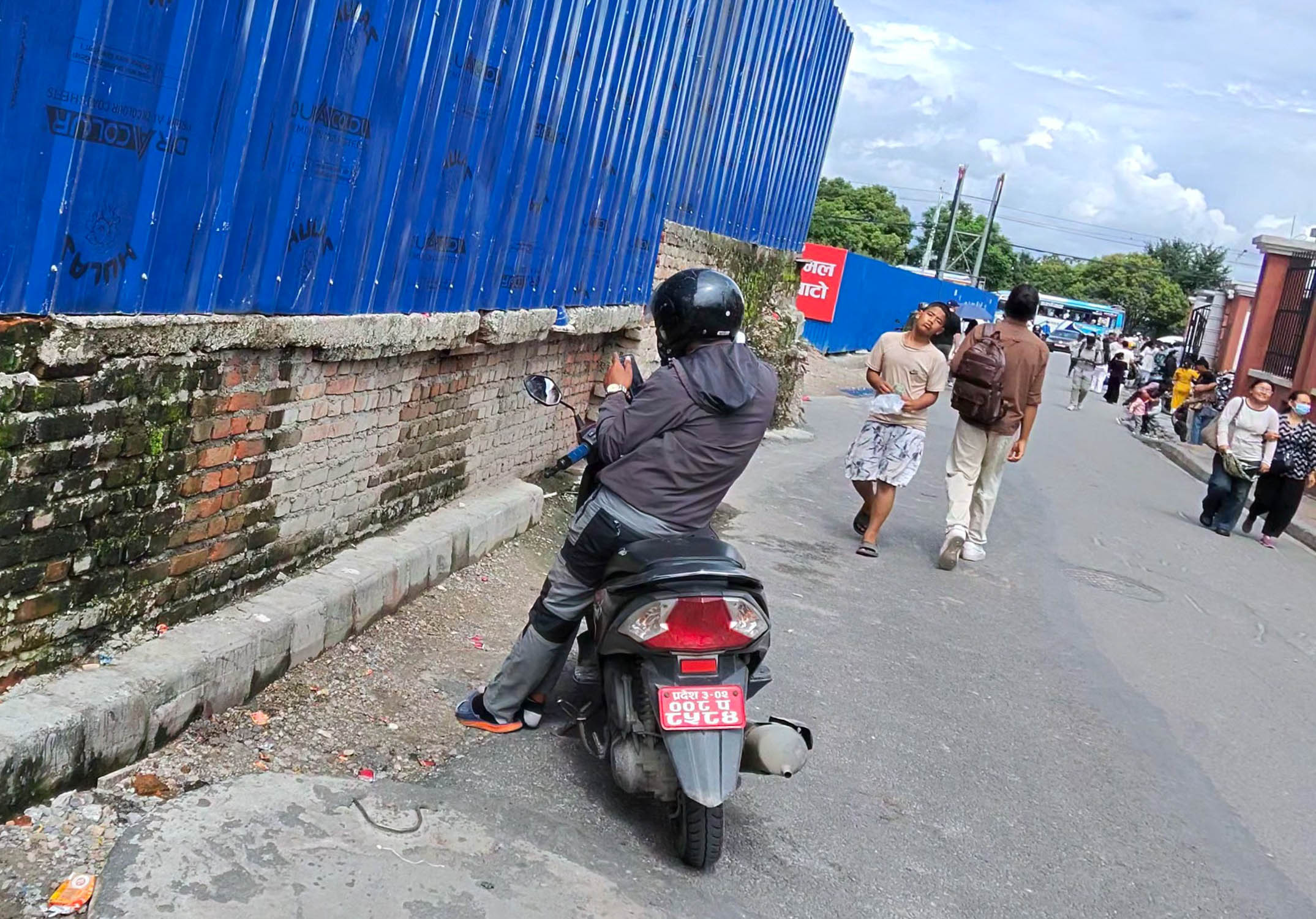 SADAK_Nepal-Photo-Library2-1783766310.jpg