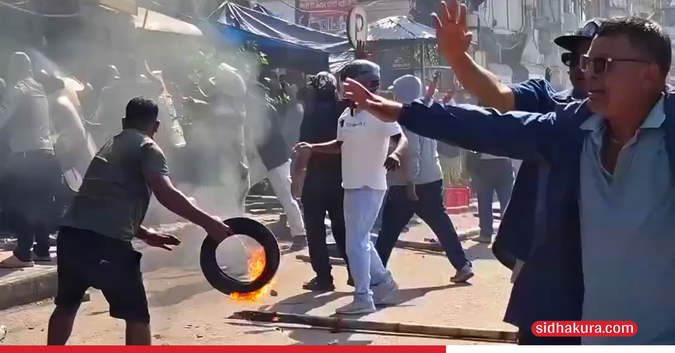 आज पनि अशान्त सिमरा, प्रशासनले लगायो कर्फ्यु