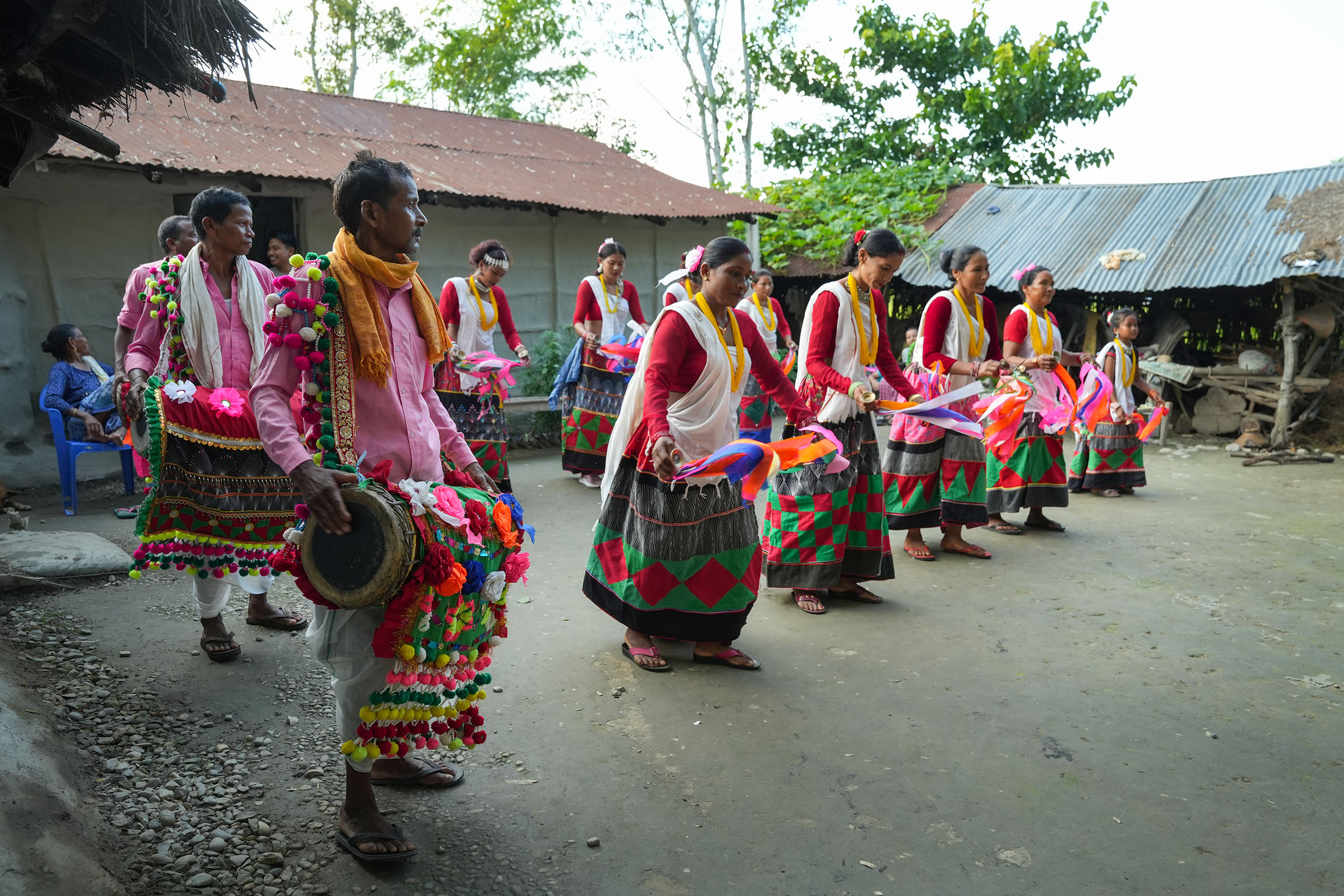 Sakhiya-Nach_Bardiya_NPL-(9)-1759480104.JPG