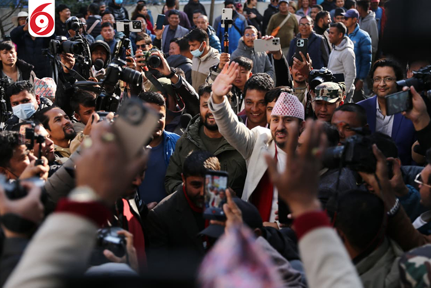 उच्च स्तरीय राजनीतिक वार्ता समिति रास्वपा पार्टी कार्यालयमा (तस्विरहरु)