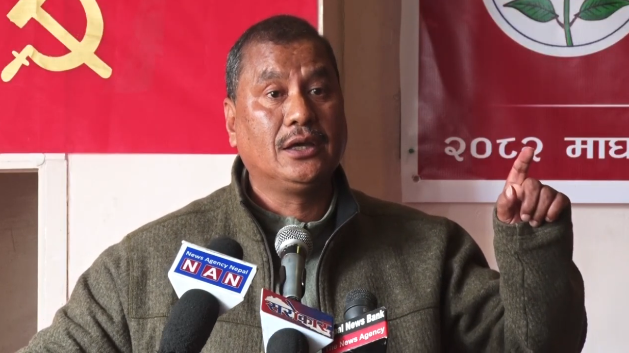 कम्युनिष्ट एकताबाट प्रचण्ड भागिरहेको विप्लवको आरोप