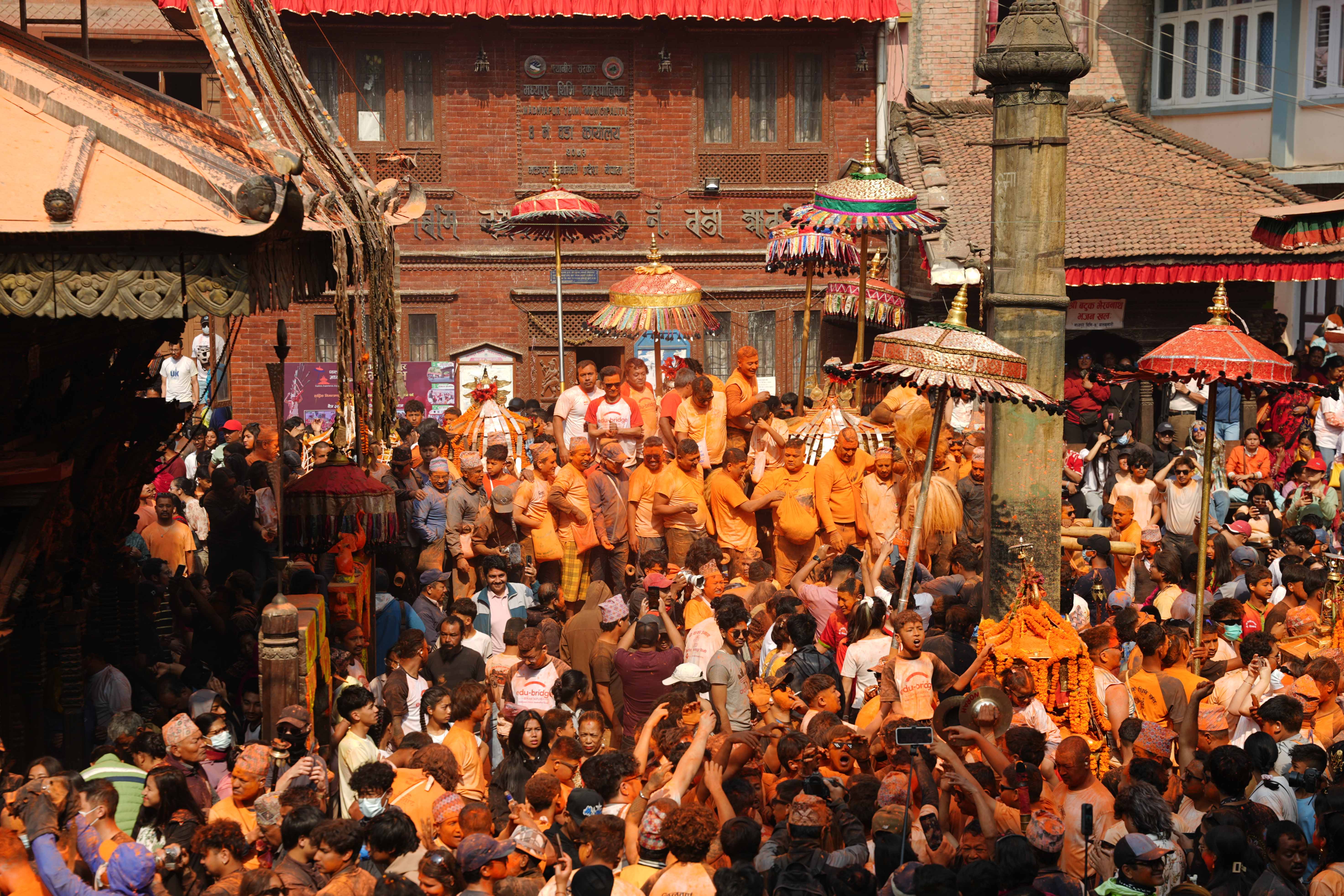 Sindur-Jatra_Madhyapur_Thimi_-138-1776231802.jpg