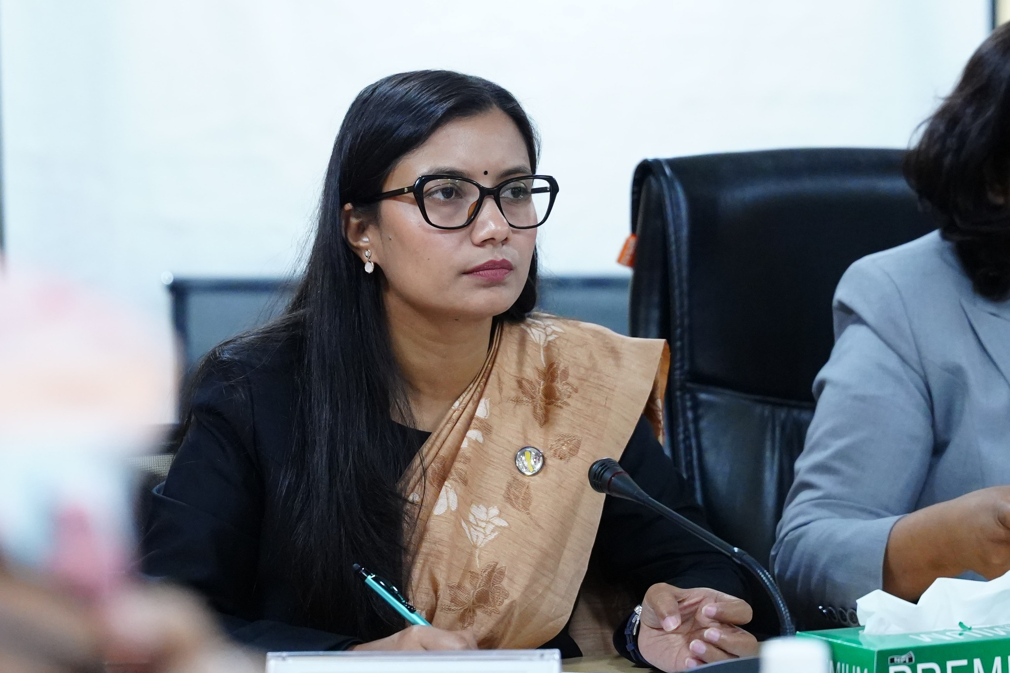 कानुन समितिका सांसदहरूलाई कानुन मन्त्री गौतमको आग्रह: भूमिका बुझौँ, एजेन्डामा छलफल गरौँ