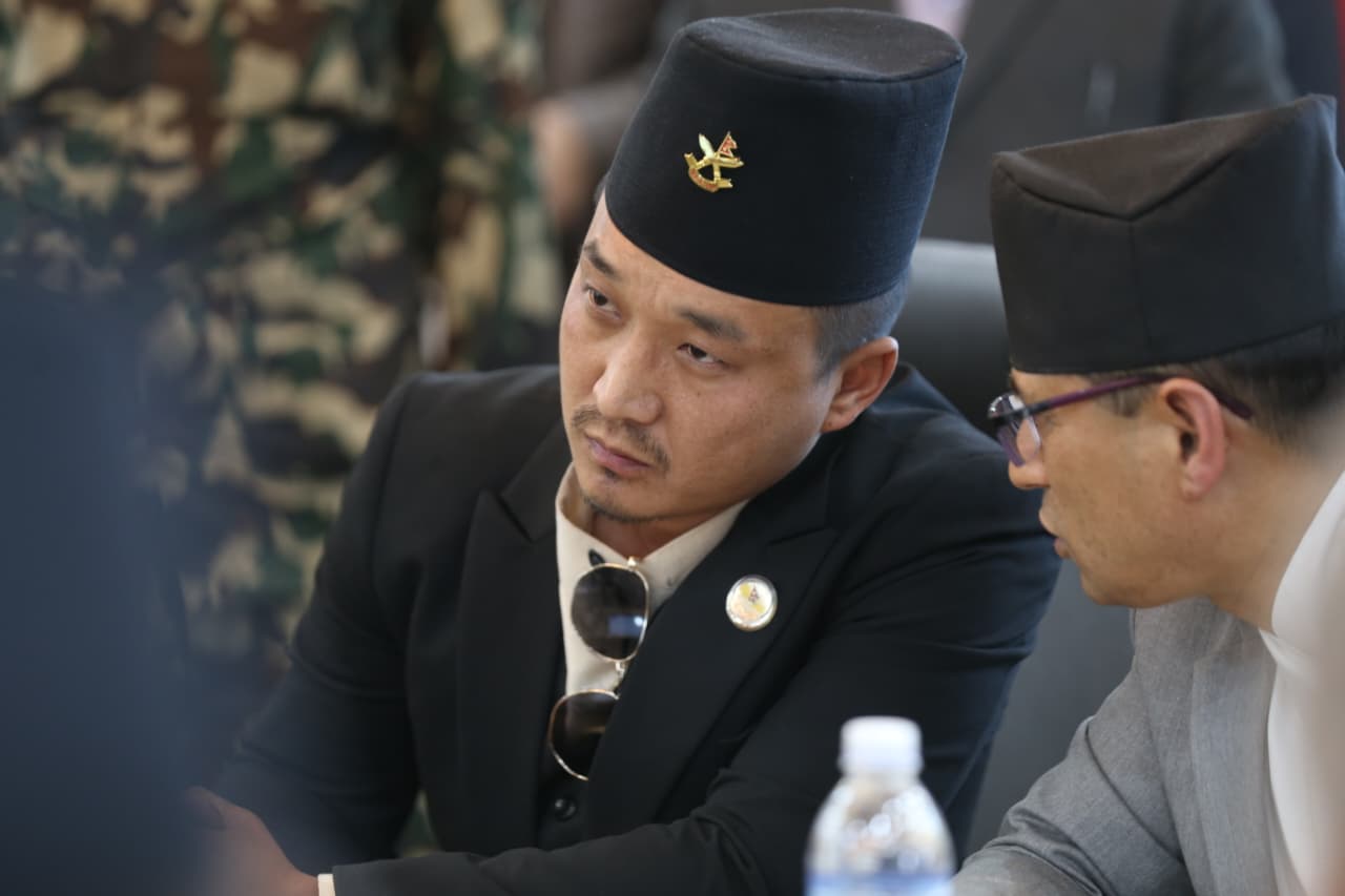 पूर्वप्रधानमन्त्री केपी ओली र पूर्वगृहमन्त्री लेखक पक्राउ पछि गृहमन्त्री सुदन भन्छन्ः यो प्रतिशोध होइन, न्यायको सुरुवात हो