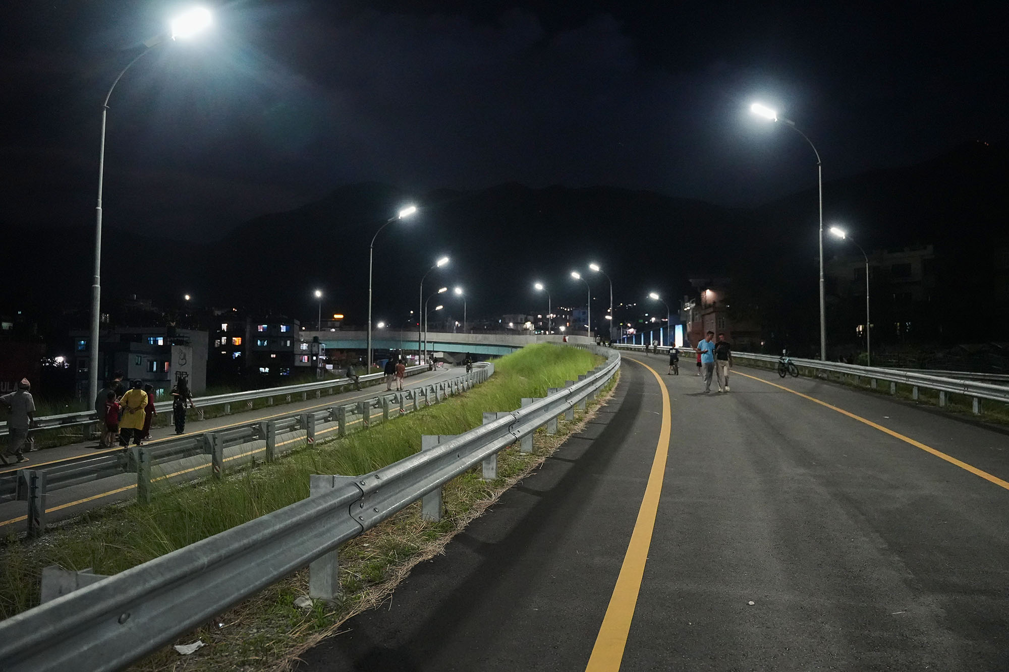 Tunnel-Road_light_evening_view_NPL-(19)-1785075519.JPG