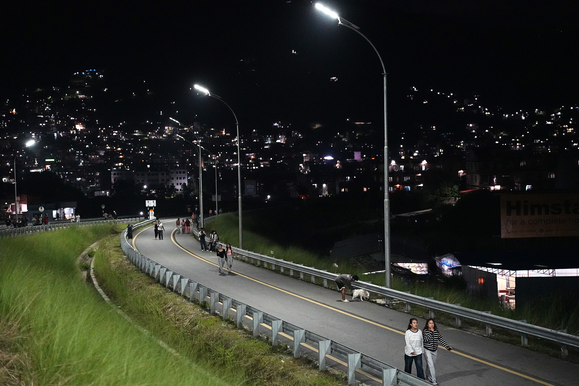 Tunnel-Road_light_evening_view_NPL-(25)-1785075521.JPG