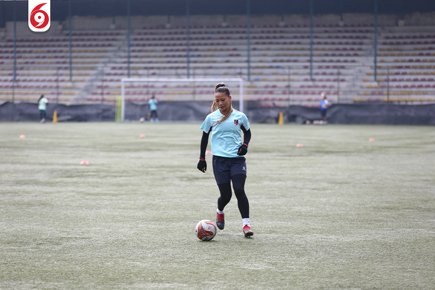 WOMEN-FOOTBALL-TEAM_7-1748236579.jpg