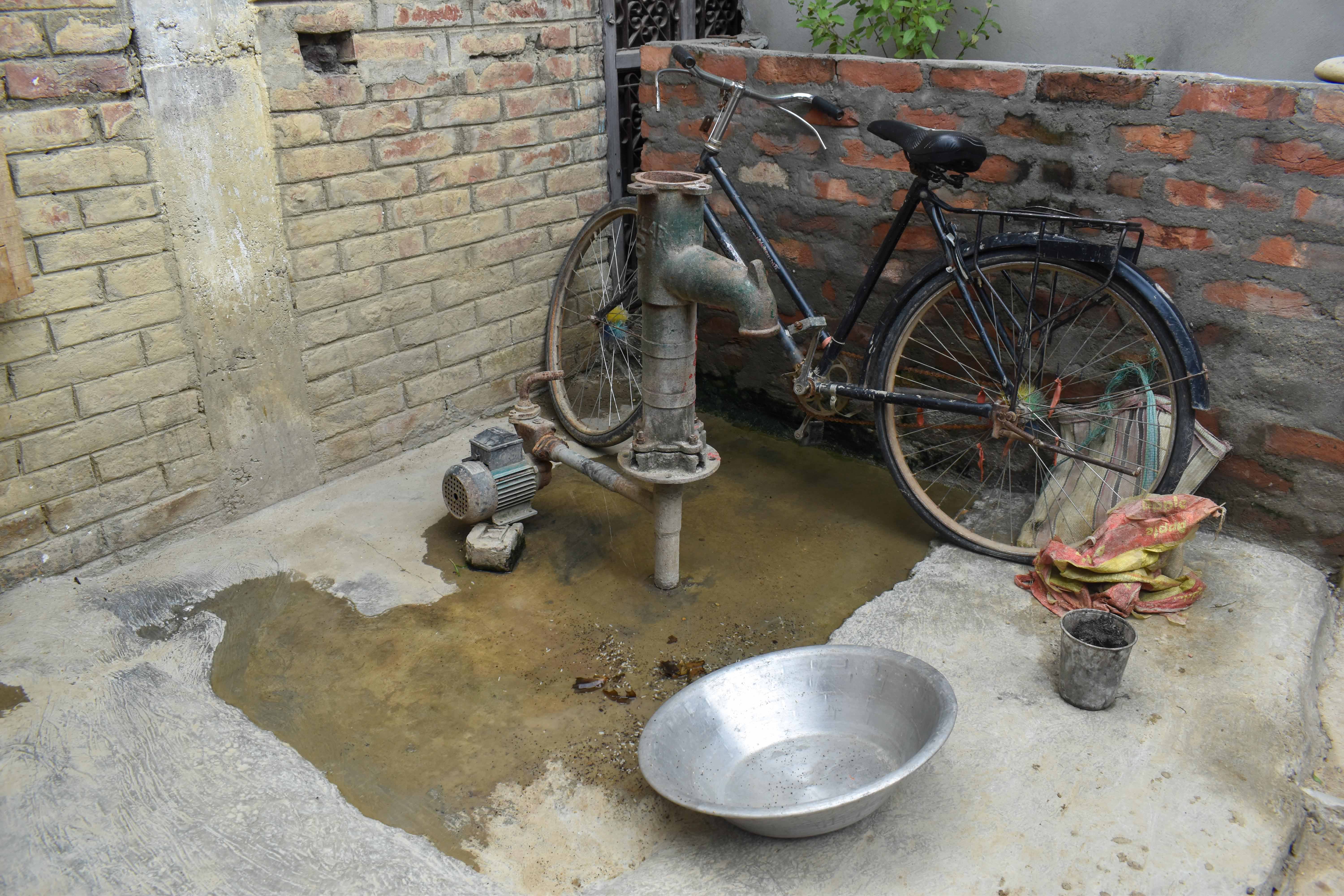 Water-Crisis-Photo-Siraha-Chapakal-Sammarsab_NPL-(12)-1789362939.JPG