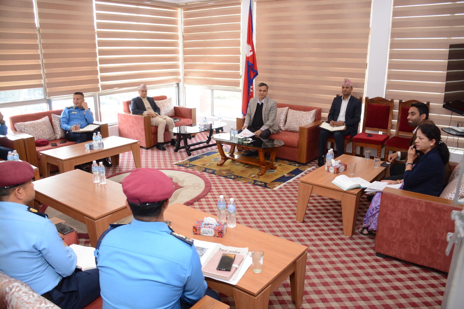 सांसदहरुको सपथ ग्रहण बारे सिंहदरबारमा सुरक्षाा समितिकाे बैठक