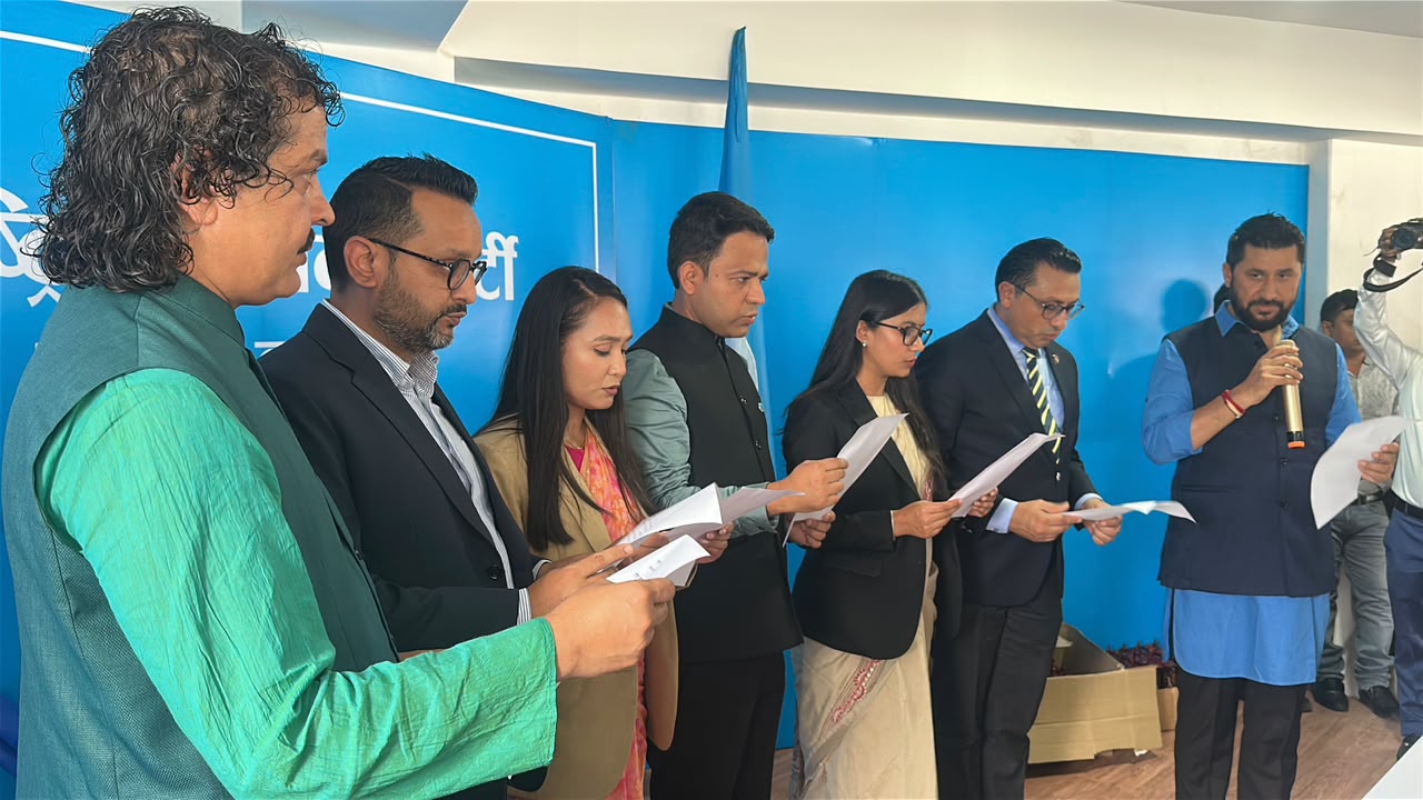 रास्वपाका नवनिर्वाचित पदाधिकारी र सदस्यले लिए शपथ