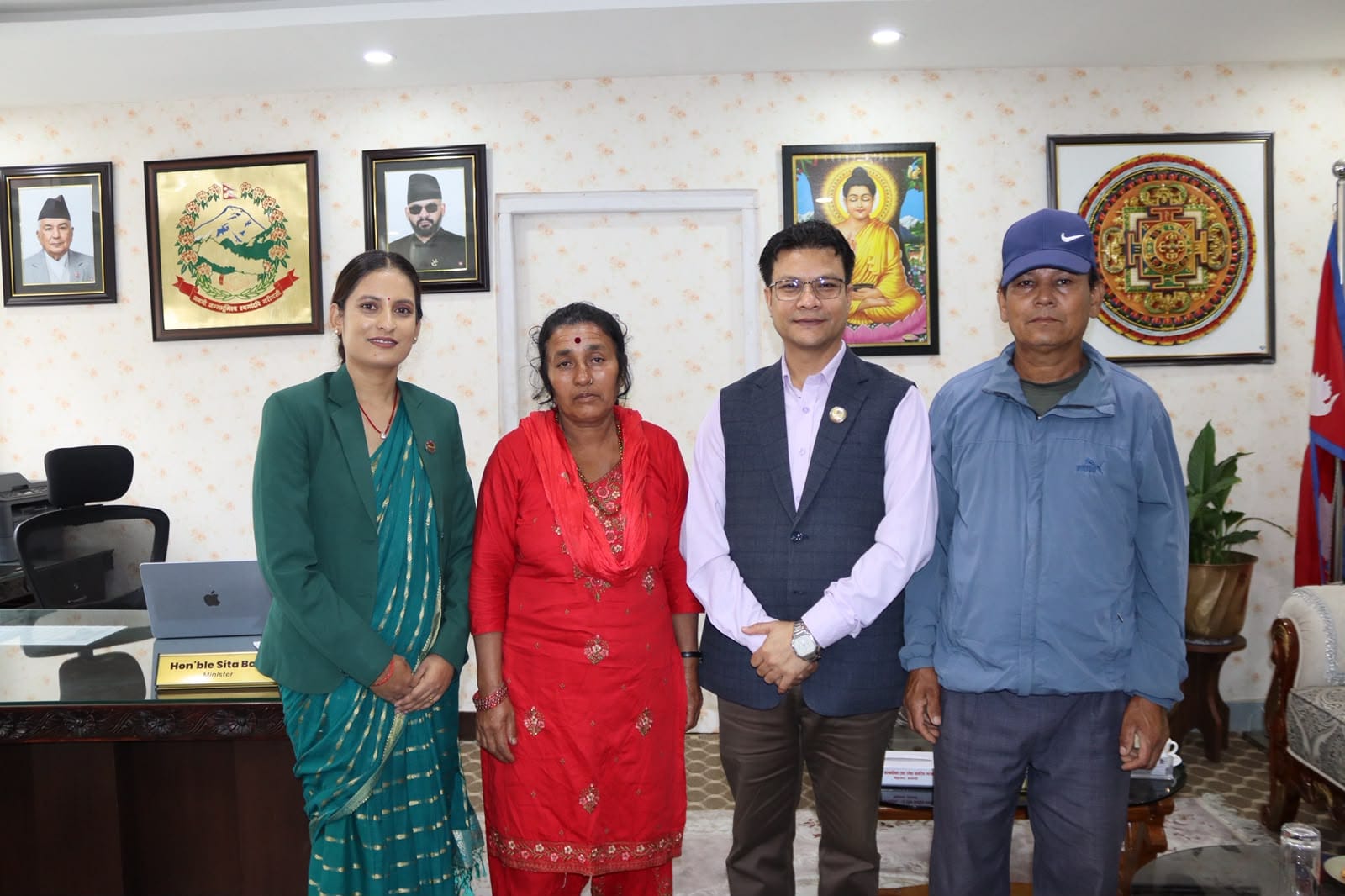 अजित मिजार हत्या प्रकरण– न्यायको माग गर्दै मन्त्री बादी र सचेतक परियारसँग परिवारको भेट