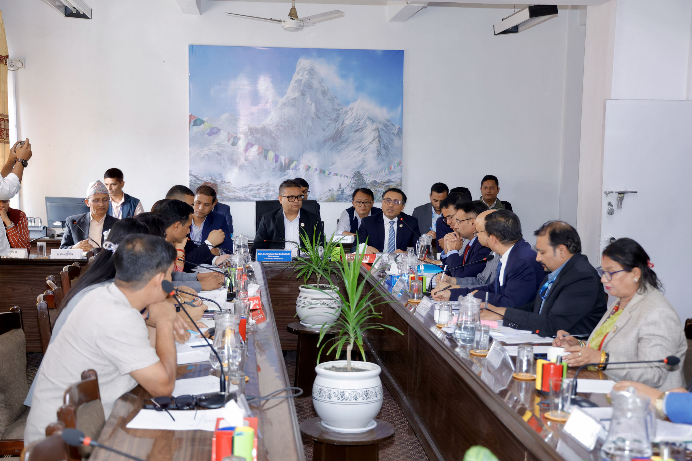 नेपाल राष्ट्र बैंक ऐन, २०५८ लाई संशोधन गर्न बनेको विधेयकमाथि छलफल