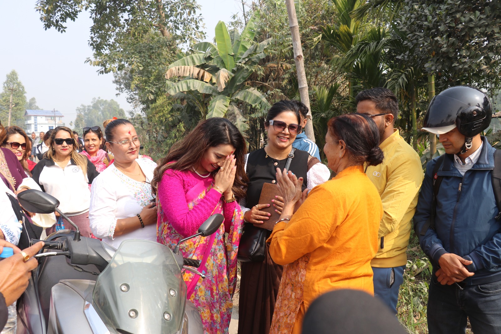 बालेनको निर्वाचन क्षेत्रमा सुरु भयो रास्वपाकाे घरदैलो