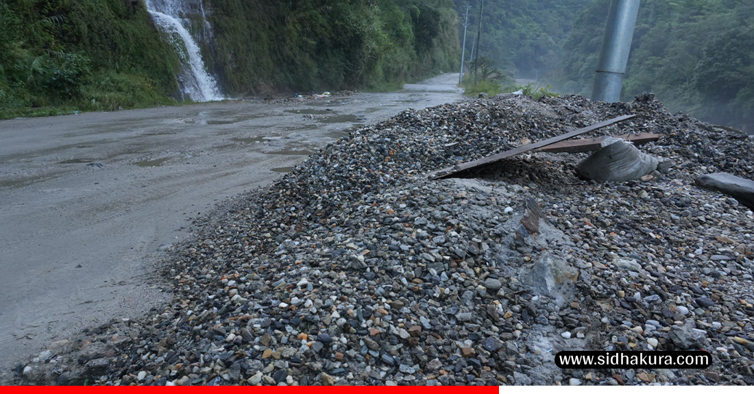 barhabise-tatopati-road_sidhakura-4-1758608598.jpg