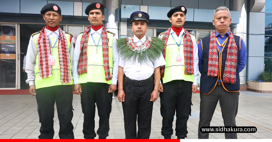 राजावादीको लुटपाटविरुद्ध प्रतिकारमा उत्रिएका ४ सुरक्षा गार्डलाई भाटभटेनीले गर्यो नगदसहित सम्मान
