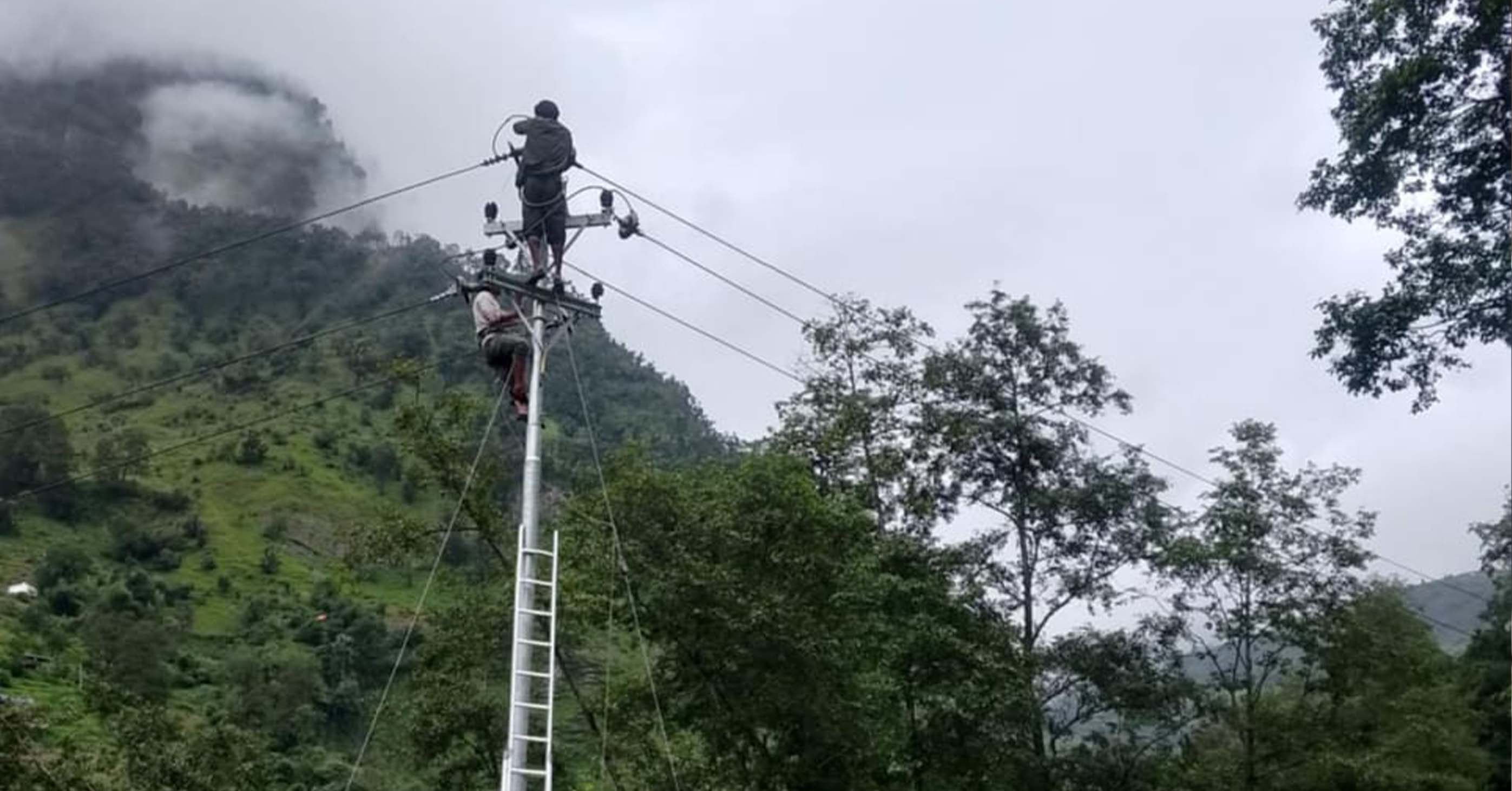 म्याग्दीको पाखापानी र पात्लेखेतमा केन्द्रीय प्रसारणलाइनको विद्युत विस्तार
