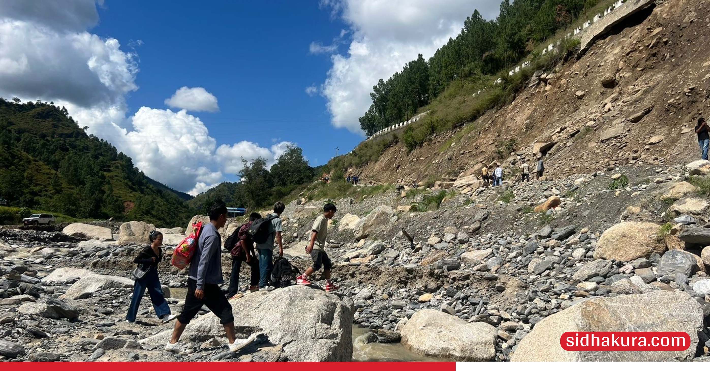 सडक–सम्पर्कविच्छेद भएपछि बिपी राजमार्गमा कष्टकर यात्रा