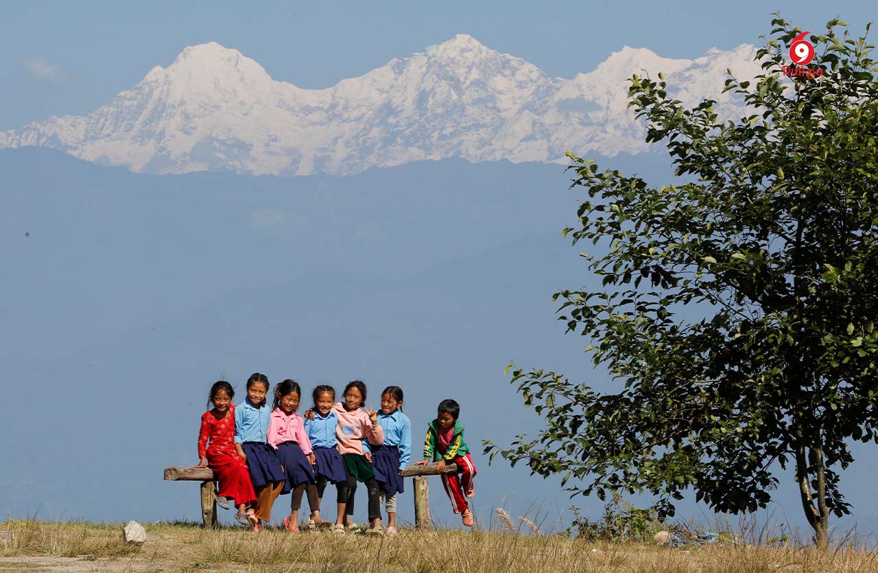 childrenwithmountain_sidhakura-1760504192.jpg