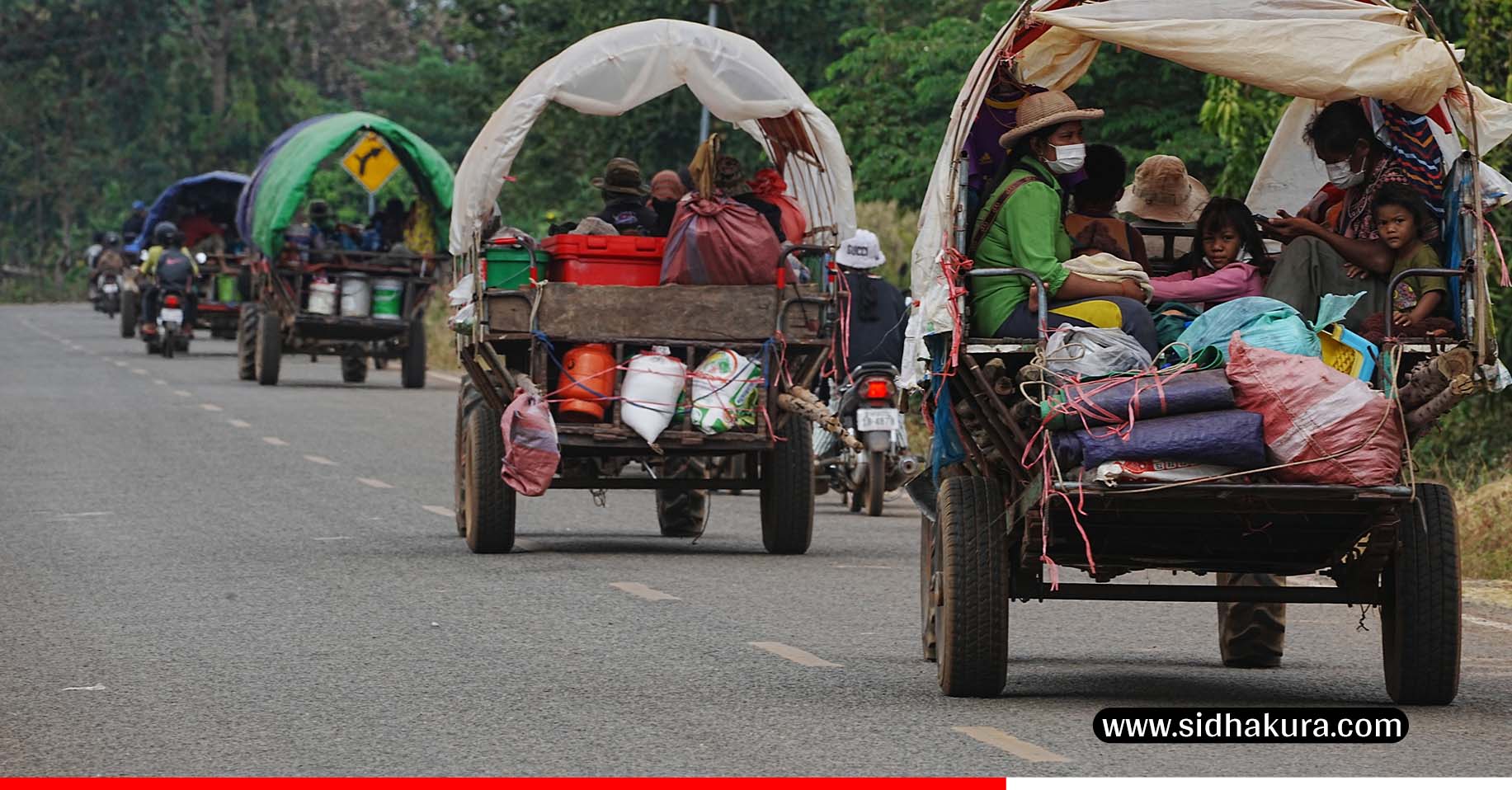 थाइल्यान्डसँगको सीमा विवाद बढ्दै गए पछि एक लाख भन्दा बढी कम्बोडियन विस्थापित