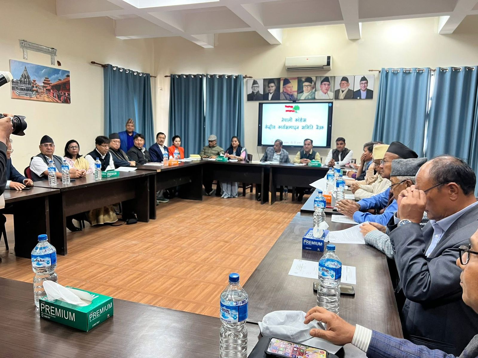 कांग्रेस केन्द्रीय कार्यसम्पादन समितिको बैठक सानेपामा शुरू