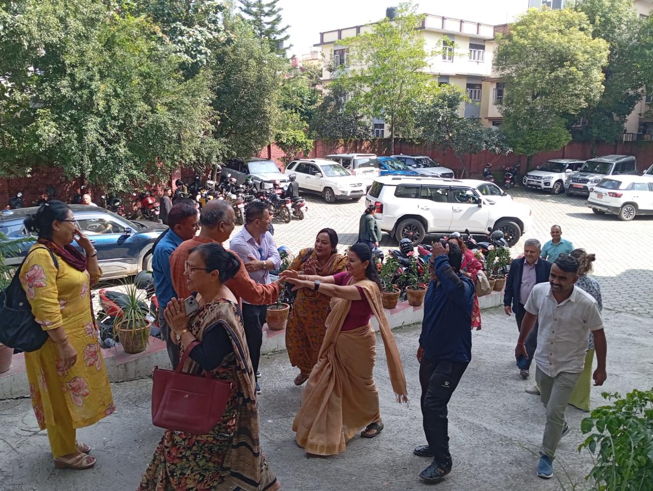 सानेपामा ७ महिनापछि देउवा खेमाका नेताहरूको इन्ट्री (तस्बिरहरू)