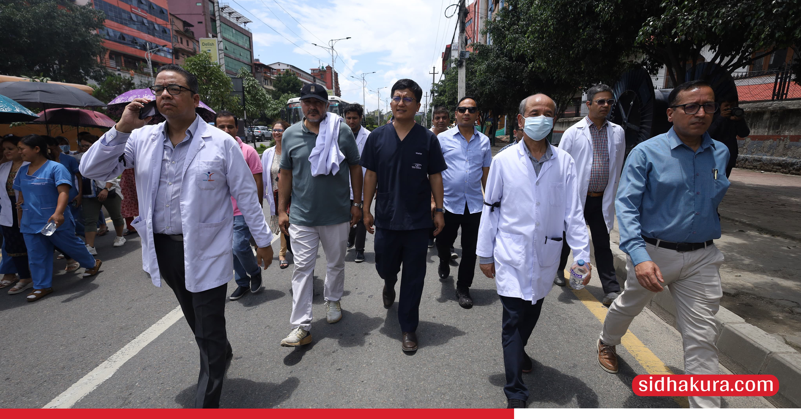 doctor's-protest-6-1751965561.jpg