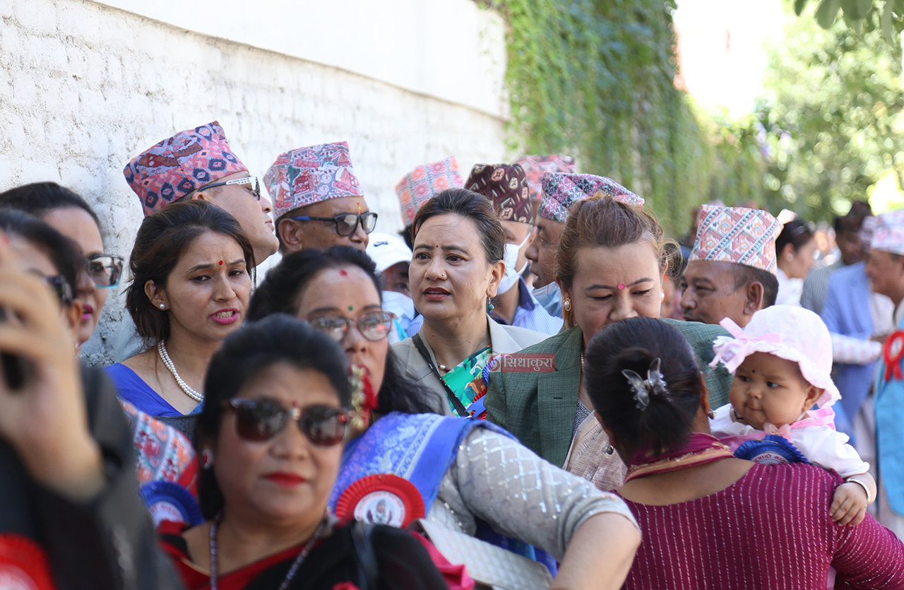 ex-KIng-Gyanendra-shah's-76-birthday_11-1751866443.jpg