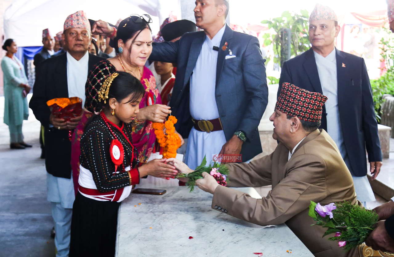 ex-KIng-Gyanendra-shah's-76-birthday_12-1751866443.jpg