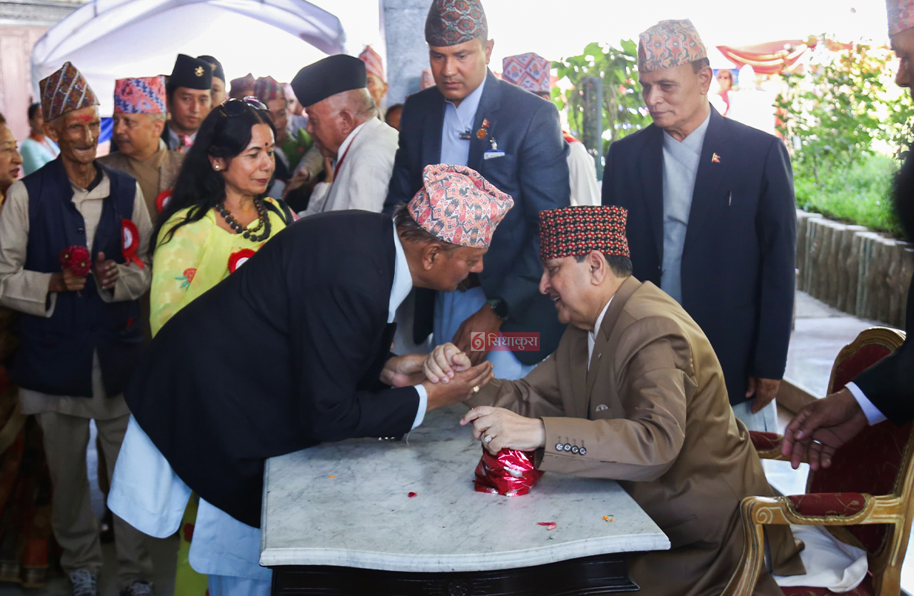 ex-KIng-Gyanendra-shah's-76-birthday_3-1751866440.jpg