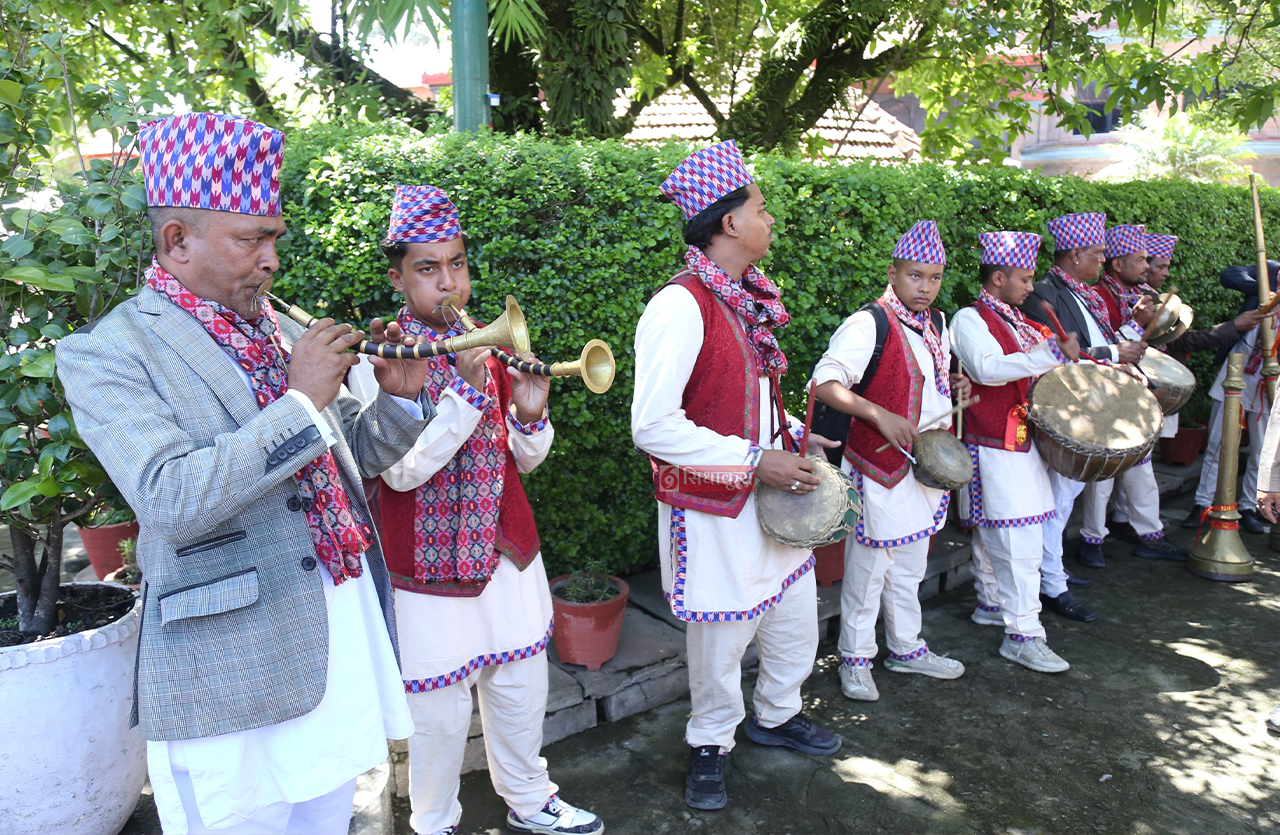 ex-KIng-Gyanendra-shah's-76-birthday_5-1751866440.jpg