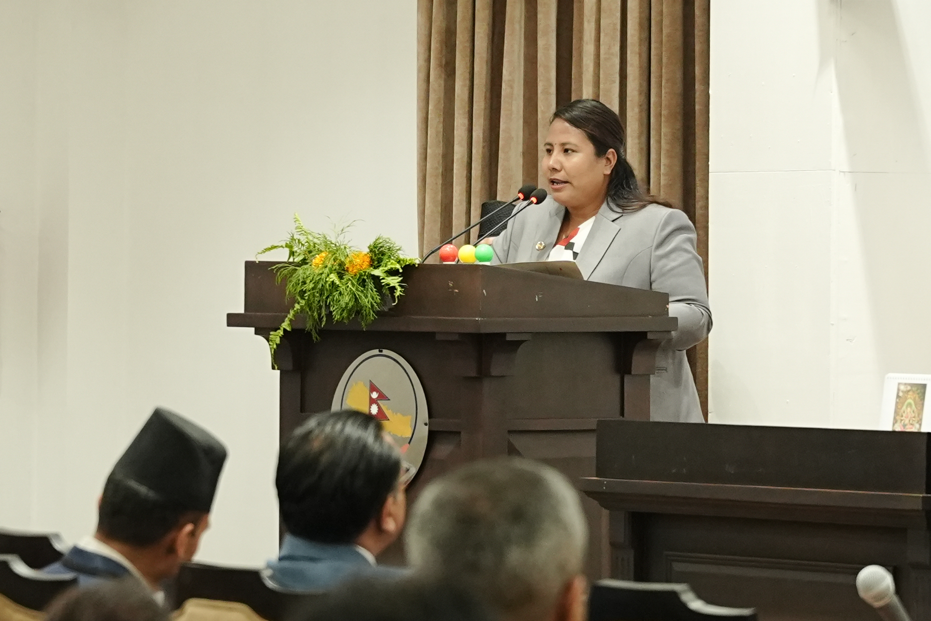 आगामी आर्थिक वर्ष एक खर्बको काठ बिक्री गर्ने लक्ष्य छः वन मन्त्री चौधरी