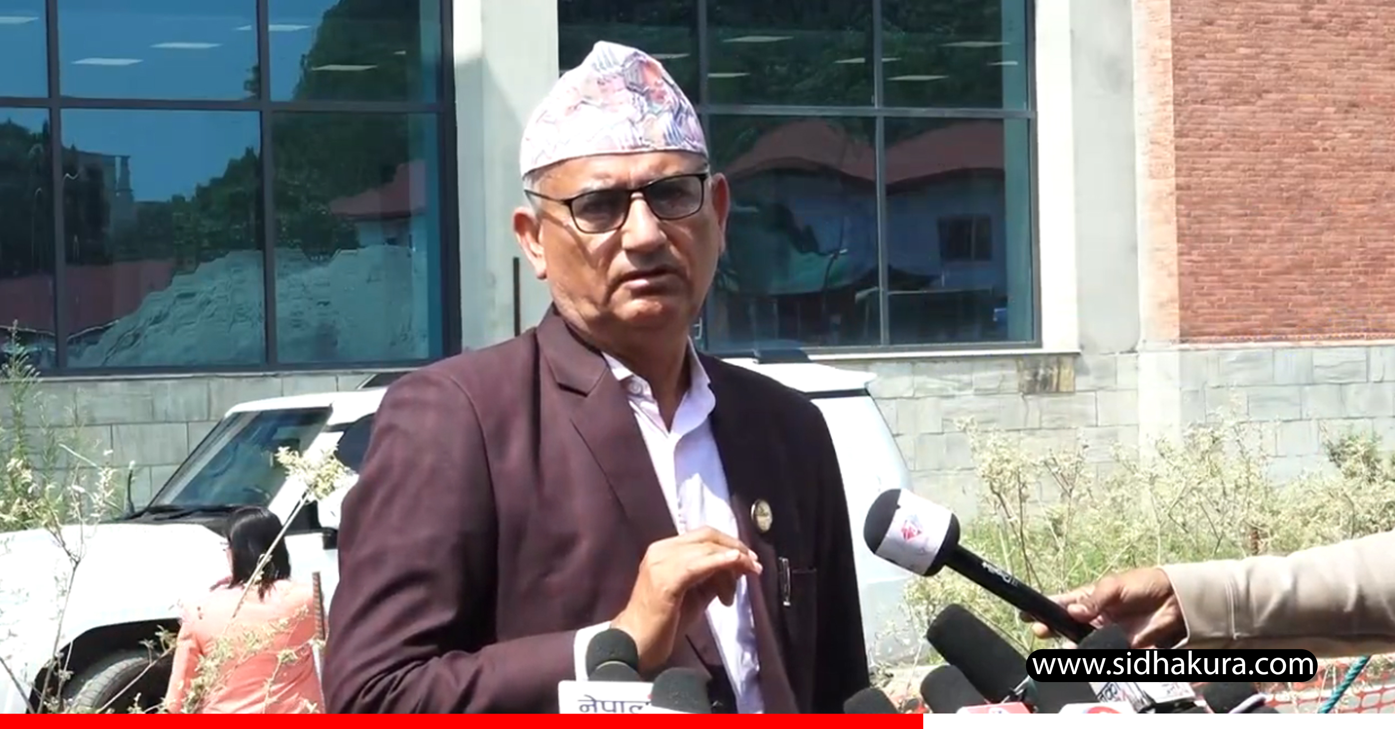 संसदको गतिरोध अन्त्यका लागि प्रधानमन्त्रीले अग्रसरता देखाउनु पर्छः सांसद बराल