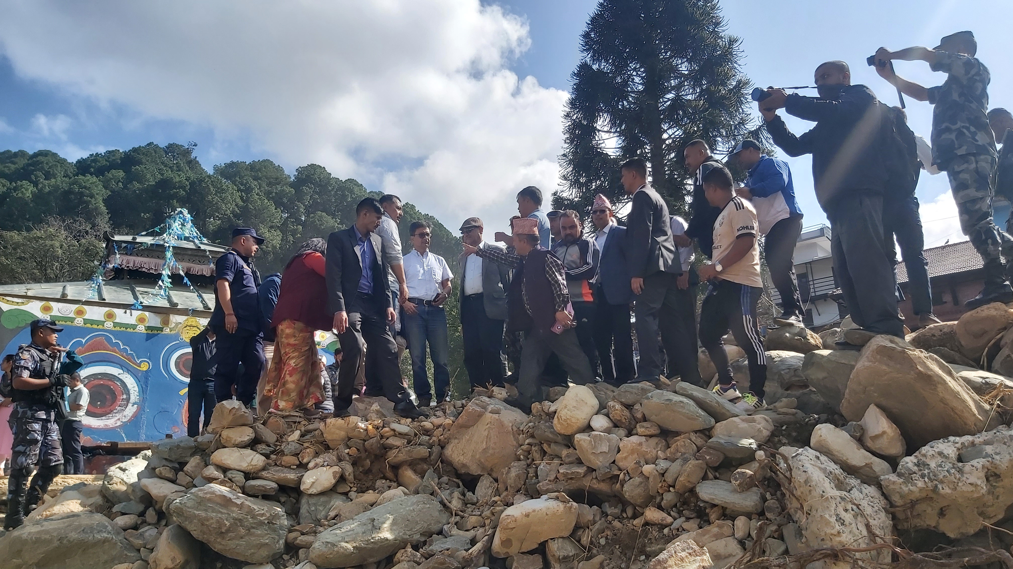 बाढीपीडित र क्षतिको मूल्याङ्कन गरेर तीन दिनभित्र राहत उपलब्ध गराउने गृहमन्त्रीको प्रतिवद्धता