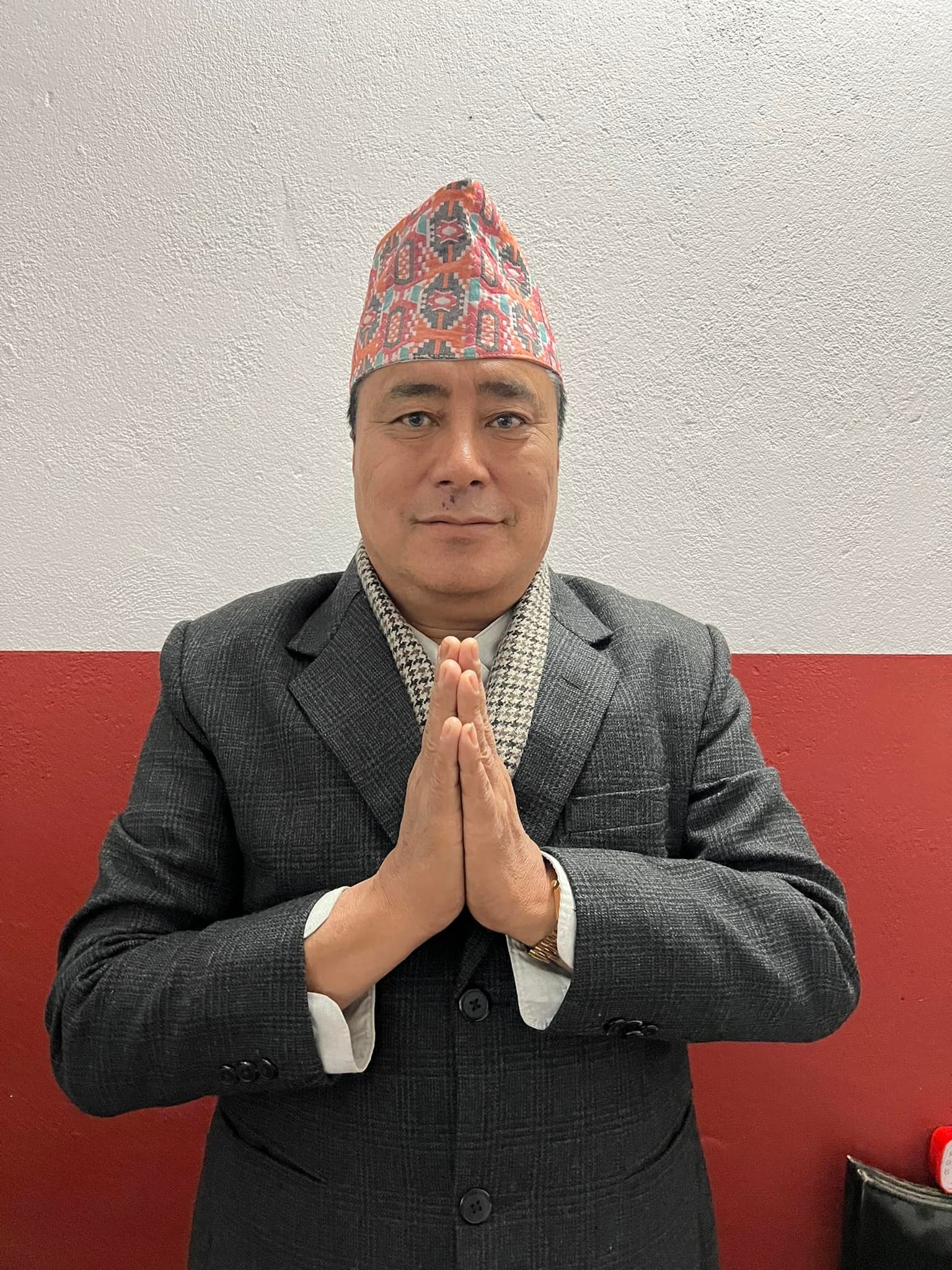 घरपझोङ गाउँपालिकाका अध्यक्ष मोहनसिंह जुवा खालबाट पक्राउ