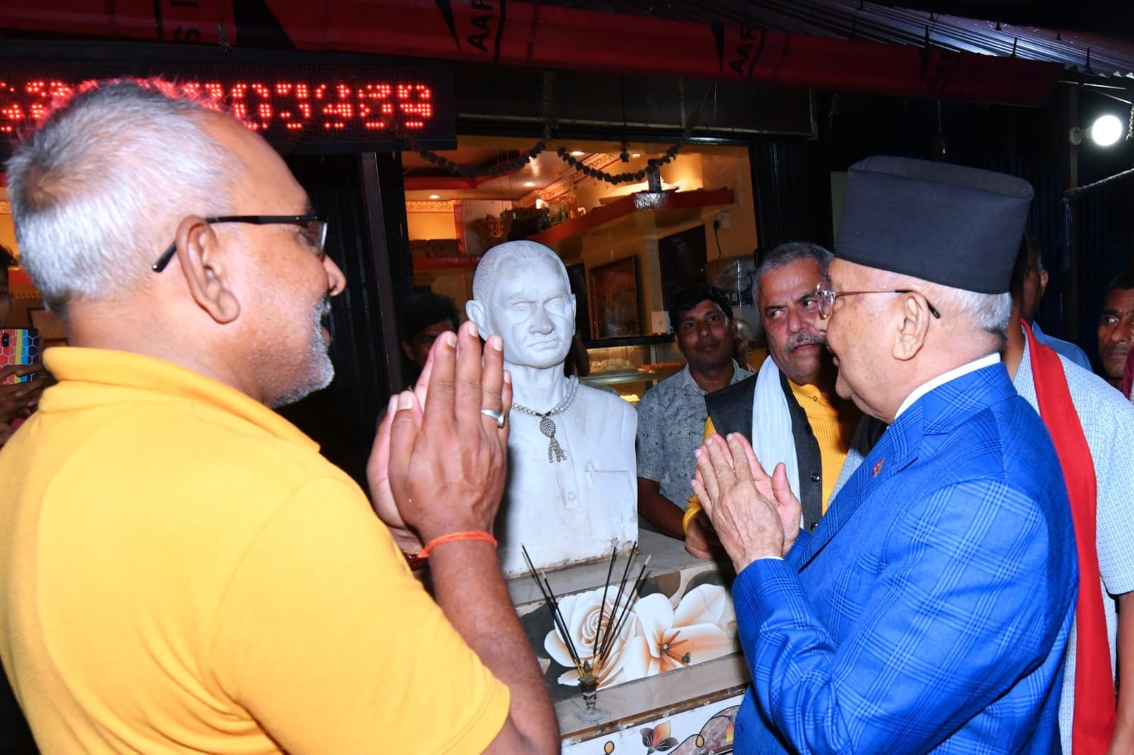 जब ओलीले असली बरमझियाको पेडा पसलमा पेडा बनाए...
