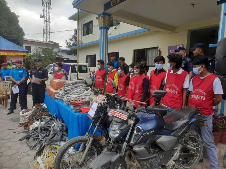 हेटौडा सिमेन्ट उद्योगको चोरीको तारसहित ३ जना पक्राऊ