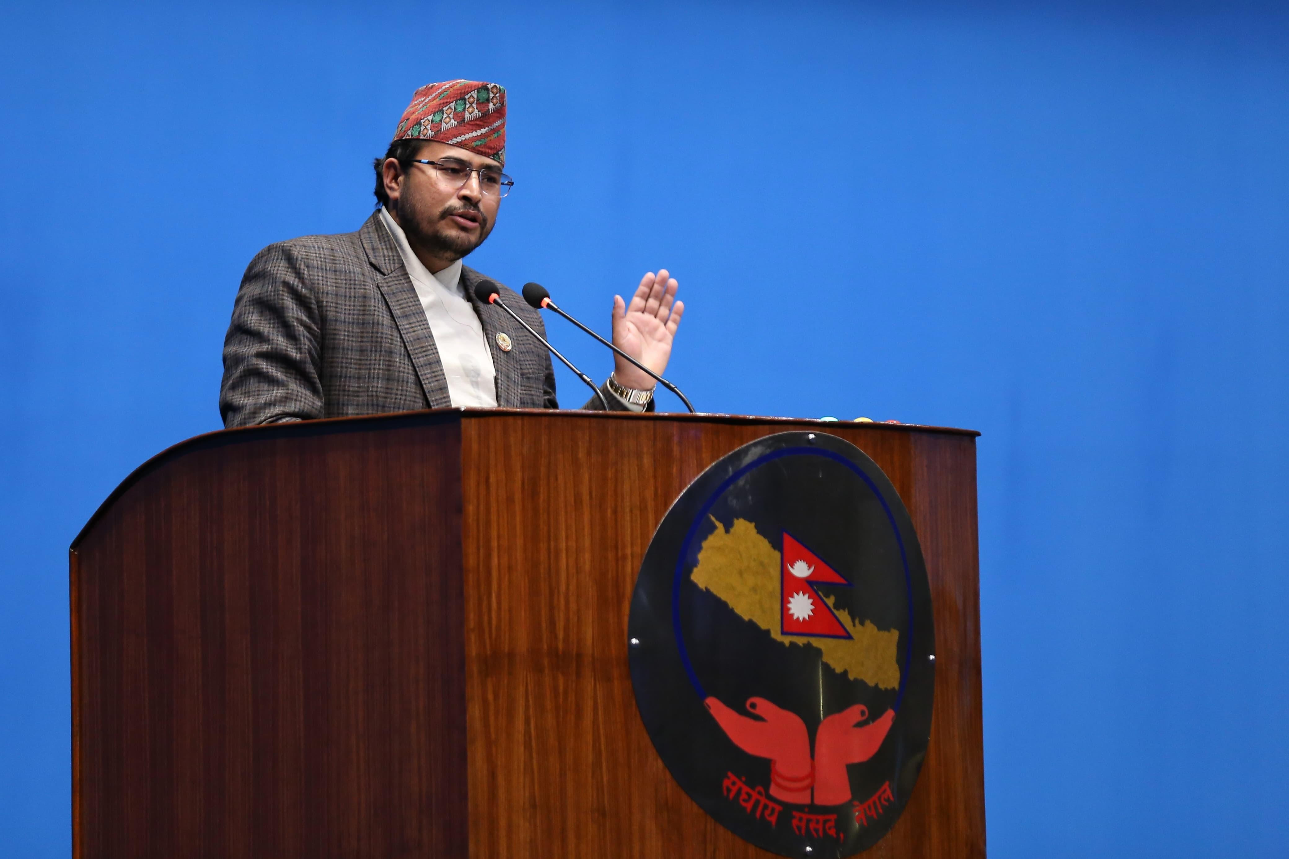 प्रचण्डलाई ज्ञानेन्द्र शाहीको आग्रह: 'फेरि जातजाती नभड्काउनुस्'